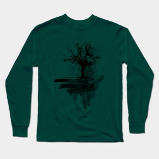 Tree with Halftone grungy Long Sleeve T-Shirt